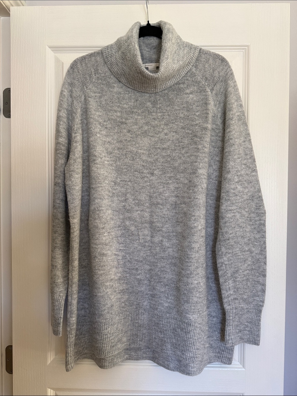 Oversized Light Gray Turtleneck Sweater